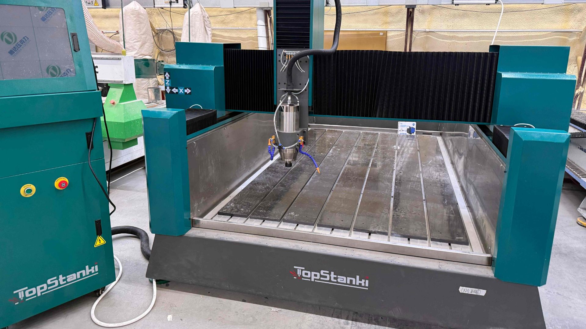 Станок по камню 1325 от компани СТАНКИ бренд TOPSTANKI смотреть онлайн