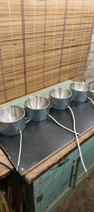 Делаю миску с подогревом для собаки