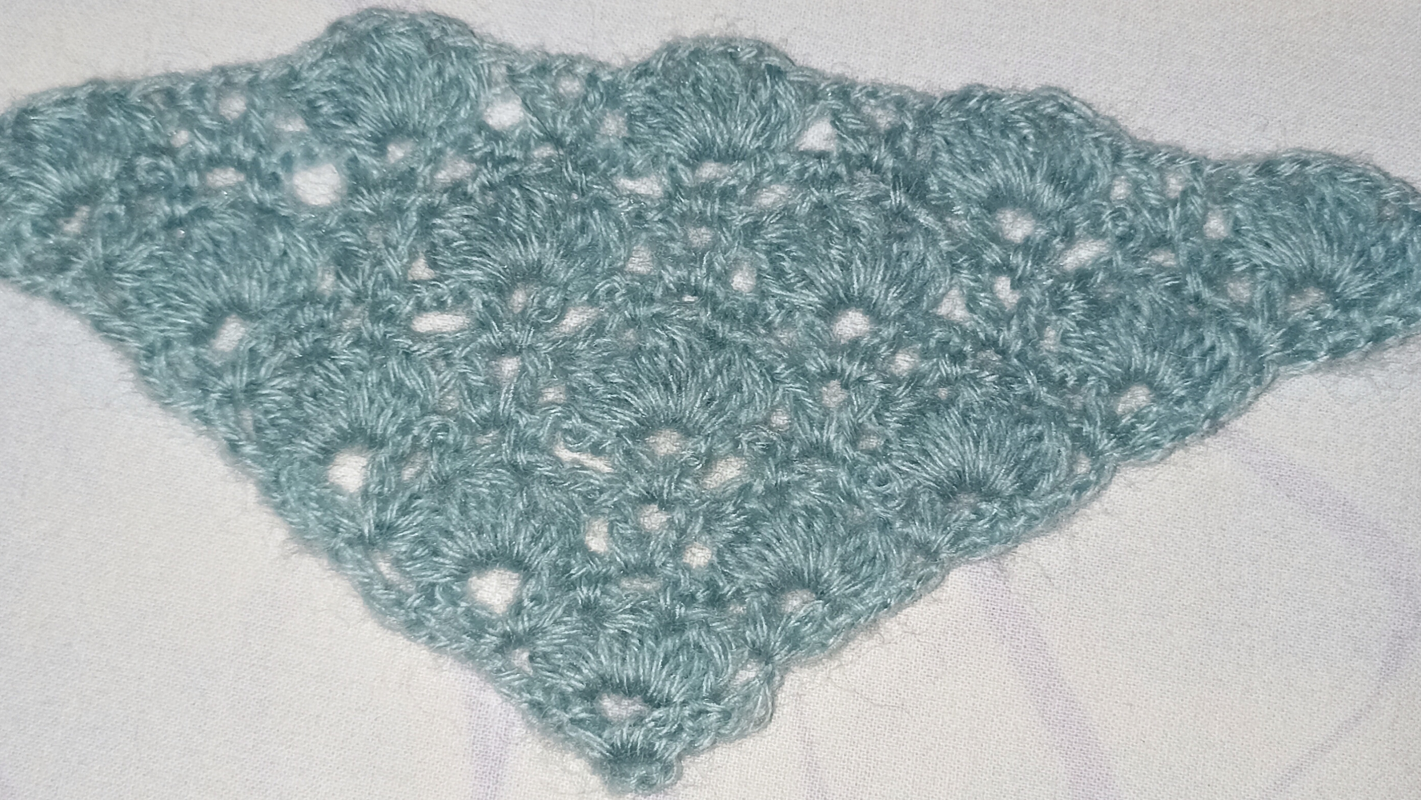 Шаль крючком ,свяжем узор.