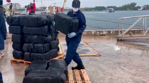 Четыре с половиной тонны кокаина изъяли военно-морские силы Колумбии в Карибском бассейне