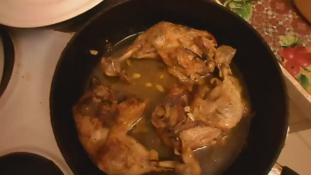 ОБЖОР ЖАРЕНАЯ КУРИЦА С ЗЕЛЕНЫМ ГОРОШКОМ