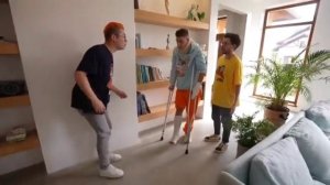 глент сломал ногу * Пранк над друзьями