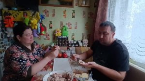 Как мы пельмени лепили