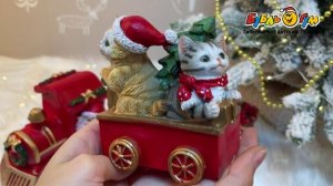 333636  Декор новогодний Поезд с Дед Морозом красный 34см