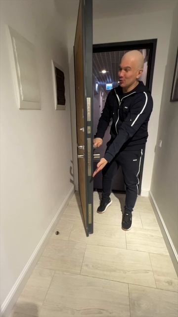 ZEMS.PRO — Ремонт по всем правилам! #земстандарт #прихожая #входнаядверь #ремонтквартиры