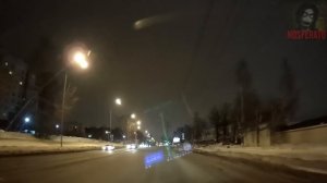 Почему я больше не езжу на автобусе.  Страшные истории на ночь 🫣🫣🫣