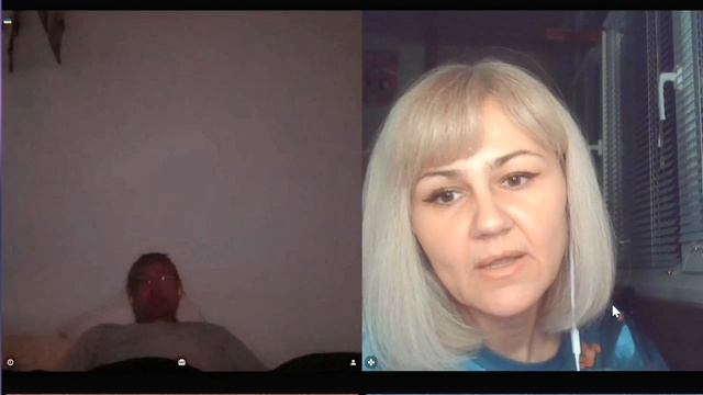 Рассказывает байки и сам верит