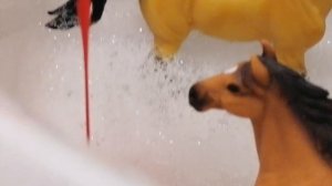 Лошади шляйх устраивают банный день! 🔅🔅🔅🔅🔅🔅🔅🔅