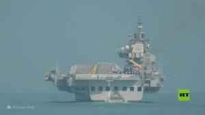 طراد "غريماتشي" الروسي يشارك في عرض عسكري بمناسبة الذكرى الـ75 لتأسيس البحرية السريلانكية