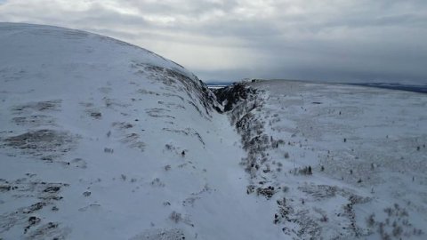 Простой но красивый скитур в щелях Крест и Аку-Аку, Хибины со стороны Мончегорска и озера Имандра
