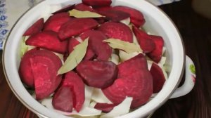 Квашеная Капуста со свеклой. Капуста Пелюстка