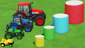 МУЛЬТИКИ ПРО РАЗНОЦВЕТНЫЕ ТРАКТОРА И МАШИНКИ ДЛЯ ДЕТЕЙ - КАТАЕМСЯ ПО КРУТЫМ ТРАССАМ НА ФЕРМЕ 🚜🚜