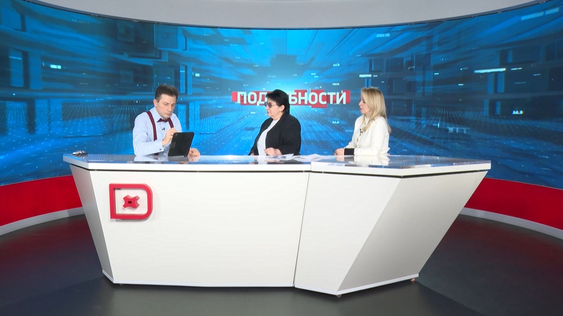 Подробности.  Зумруд Исраилова и  Раисат  Патахова