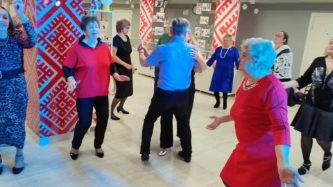 6 декабря. Цыганочка Аза.....