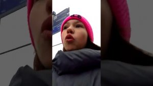 Ашан встреча с подругой