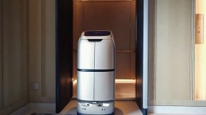 В Китае уже вовсю тестируют как роботы могут заменять людей