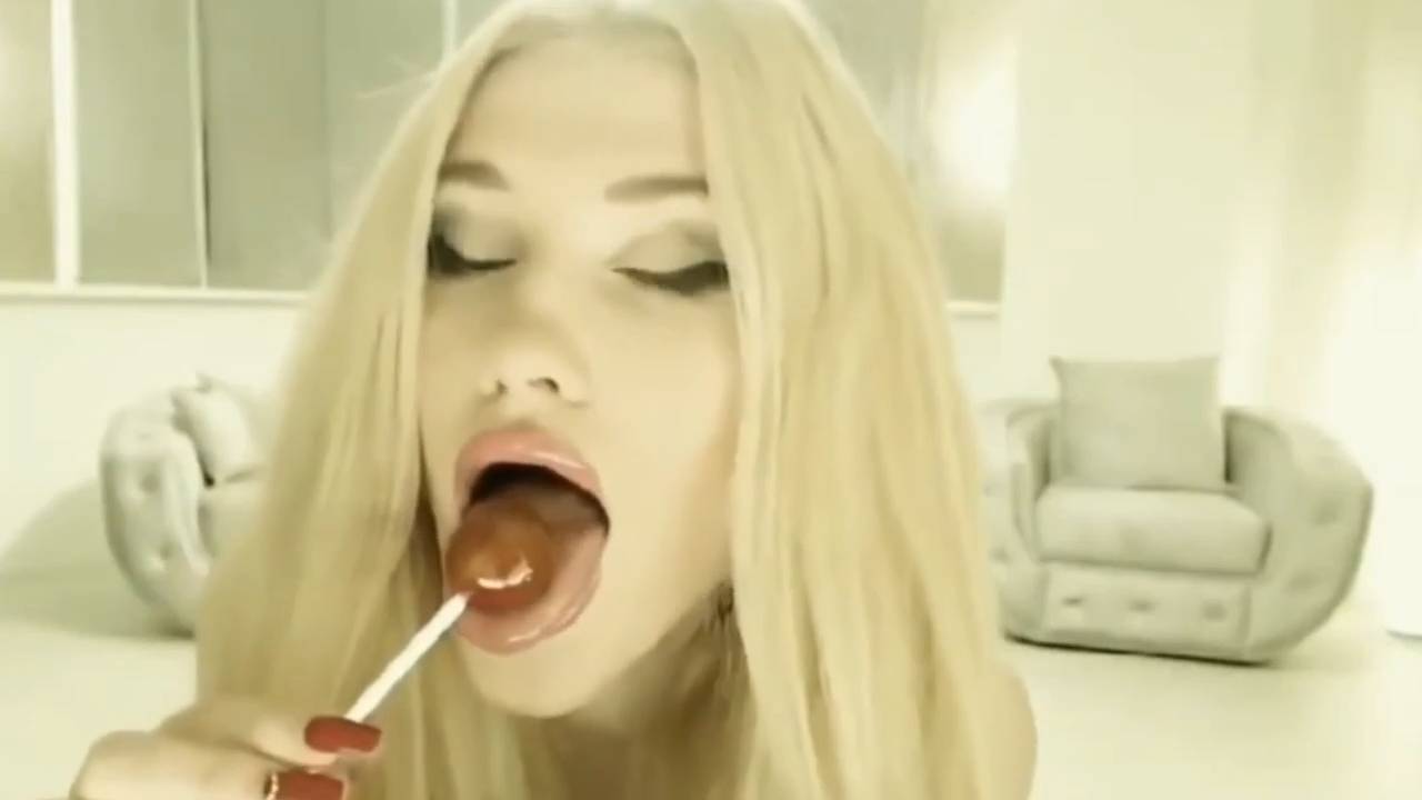 порно секс пока ни кто не застукал в гостях смотреть онлайн