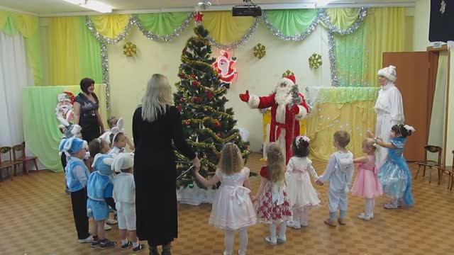 У папы есть спички. Утренник в детсаде. 2015.