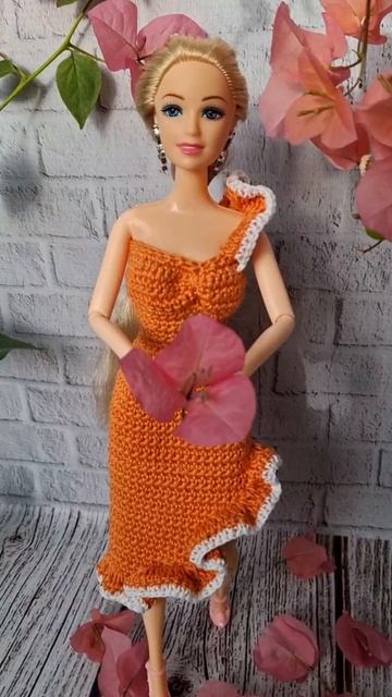 Наряд для любимой Куклы .