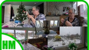 6 декабря. 2025.  Наряжаю елочку и болтаю о том, о сём.