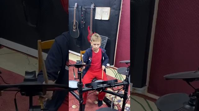 Земляне - Трава у Дома (cover)