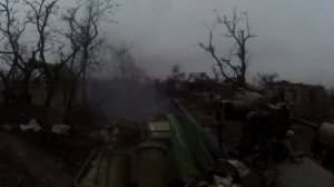 Совместная работа – поддержка штурмов. Работает 30мм пушка БТР-82а.