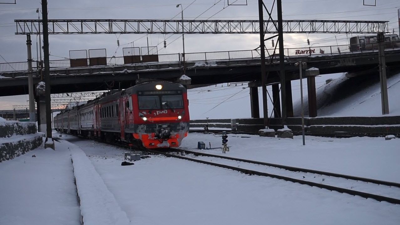 Электропоезд ЭД9Э-0060. Аламбайский экспресс.