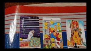 #таро_расклад!Что он скрывает? его чувства и мысли.