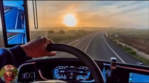 Белый лайнер