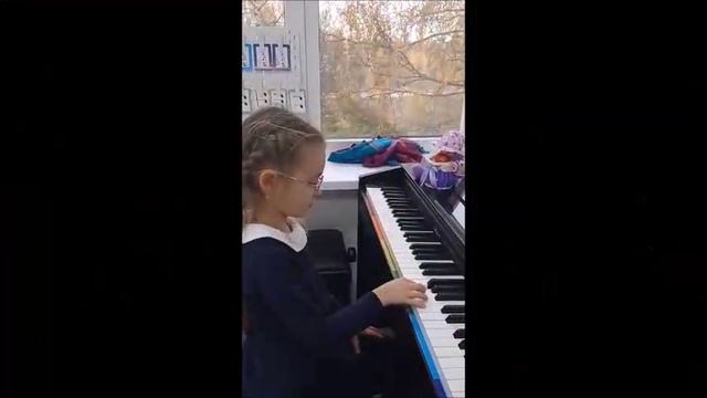 "Я иду к солнышку" - пособие  "Пьески без нот"