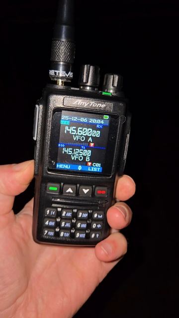 Yaesu vx6r vs AnyTone d168uv тест смотреть онлайн