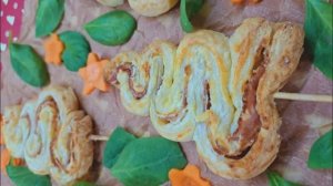 Деткам точно понравится! Вкусная ёлочка из слоёного теста!🎄🎄🎄