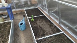 10-ДАЧА .Теплица. Начало посадочных работ.. томаты.1часть(08.05.-10.05.21)