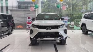 Toyota Fortuner 2025 обзор