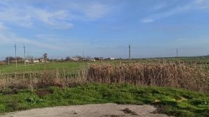 Крым село Уварово продаëтся