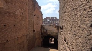 Заходим в Колизей | Вид внутри исторического сооружения 🇮🇹