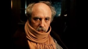 Очаровательная Елена Укращёнок в кинофильме _Ищите женщину_