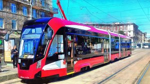 Опять утро. Опять трамвай.