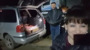 Еду в магазин. Новогодние товары. Неожиданно встретили