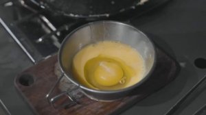 Лесной кемпинг под дождём с собакой . Двухкомнатная надувная палатка . Гроза ASMR