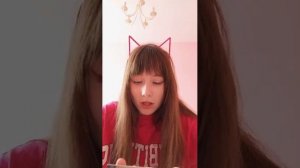 Кейси делает макияж и отвечают на вопросы