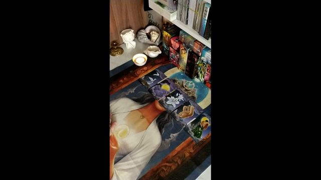 Предки рода передают. Для женщин. #taro, #таро, #таролог, #тароонлайн, #гаданиетаро