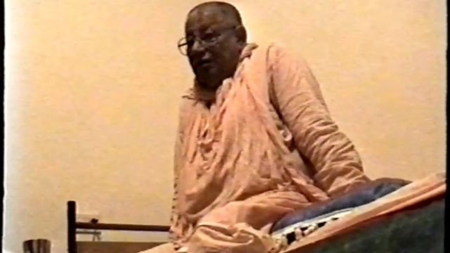 Srila B.S. Govinda Maharaj - Lecture in Italy, Day 5, Part 2 (Sep 2000) | #114