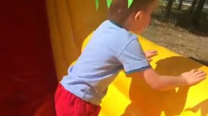 Прыгаем на батуте