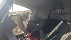 Установка стелс короба для сабвуфера в Chery Tiggo 4