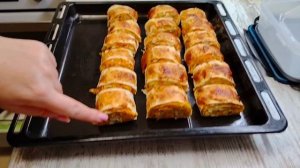 ЮЛЯ ПРИГОТОВИЛА РУЛЕТ НА ЗВАННЫЙ УЖИН😊// ИКРА НА ВЫБРОС