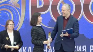 Огранка драгоценных камней на выставке "Уникальная Россия". Елена Журавлева ювелир-огранщик