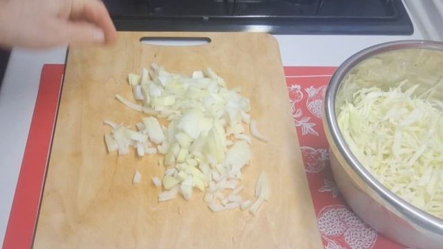 Капуста с курицей в духовке. Отличный ужин или обед.