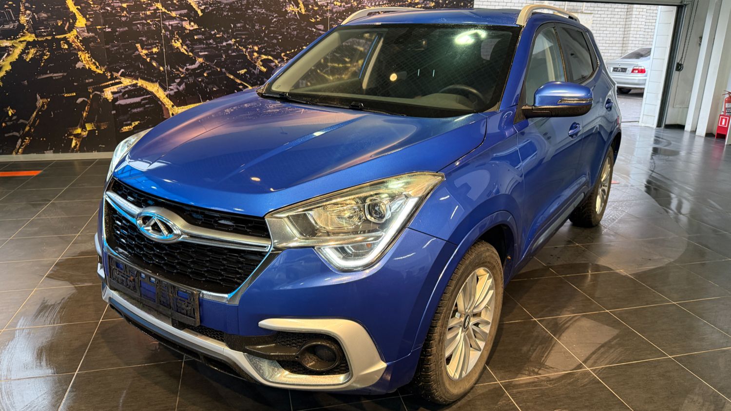 Chery Tiggo 0132 - Вы можете купить в автосалоне АВРОРА Ростов-на-Дону Малиновского 54 Адробь1