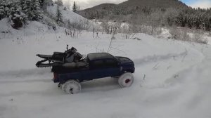 ВИДЕО ПРО МАШИНКИ ДЛЯ МАЛЬЧИКОВ ПРО МАШИНКИ НА РАДИОУПРАВЛЕНИИ ЦВЕТНЫЕ МАШИНКИ ИГРУШКИ МАШИНКИ